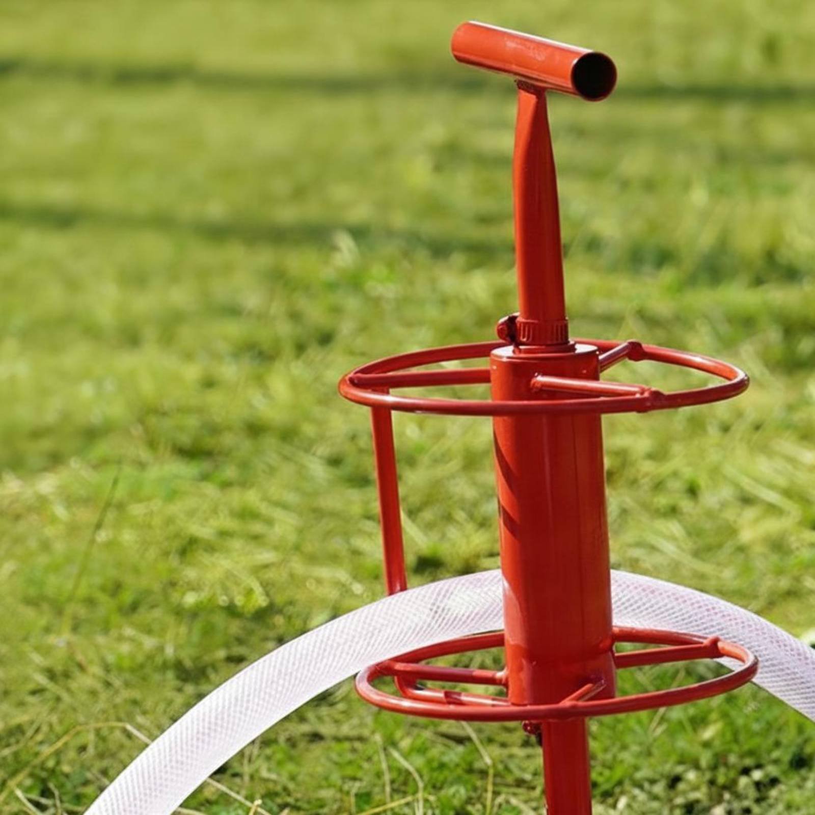 أداة توجيه خراطيم الري الزراعي - مراجعة Gardening Tools Guide وسعره