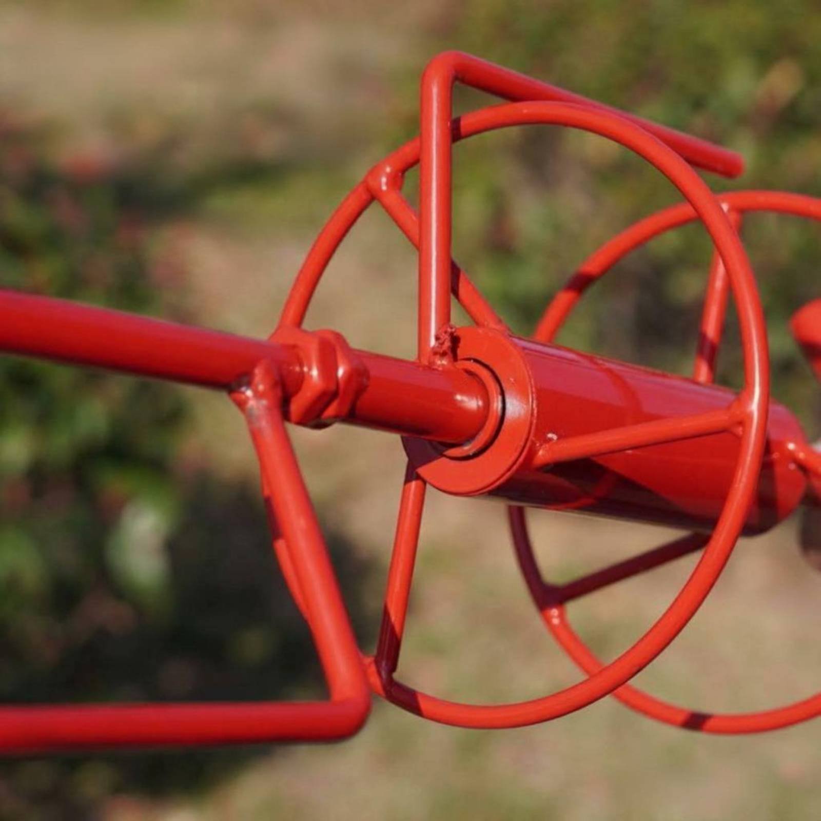 أداة سحب خراطيم زراعية معدنية  - مراجعة Gardening Tools Guide وسعره